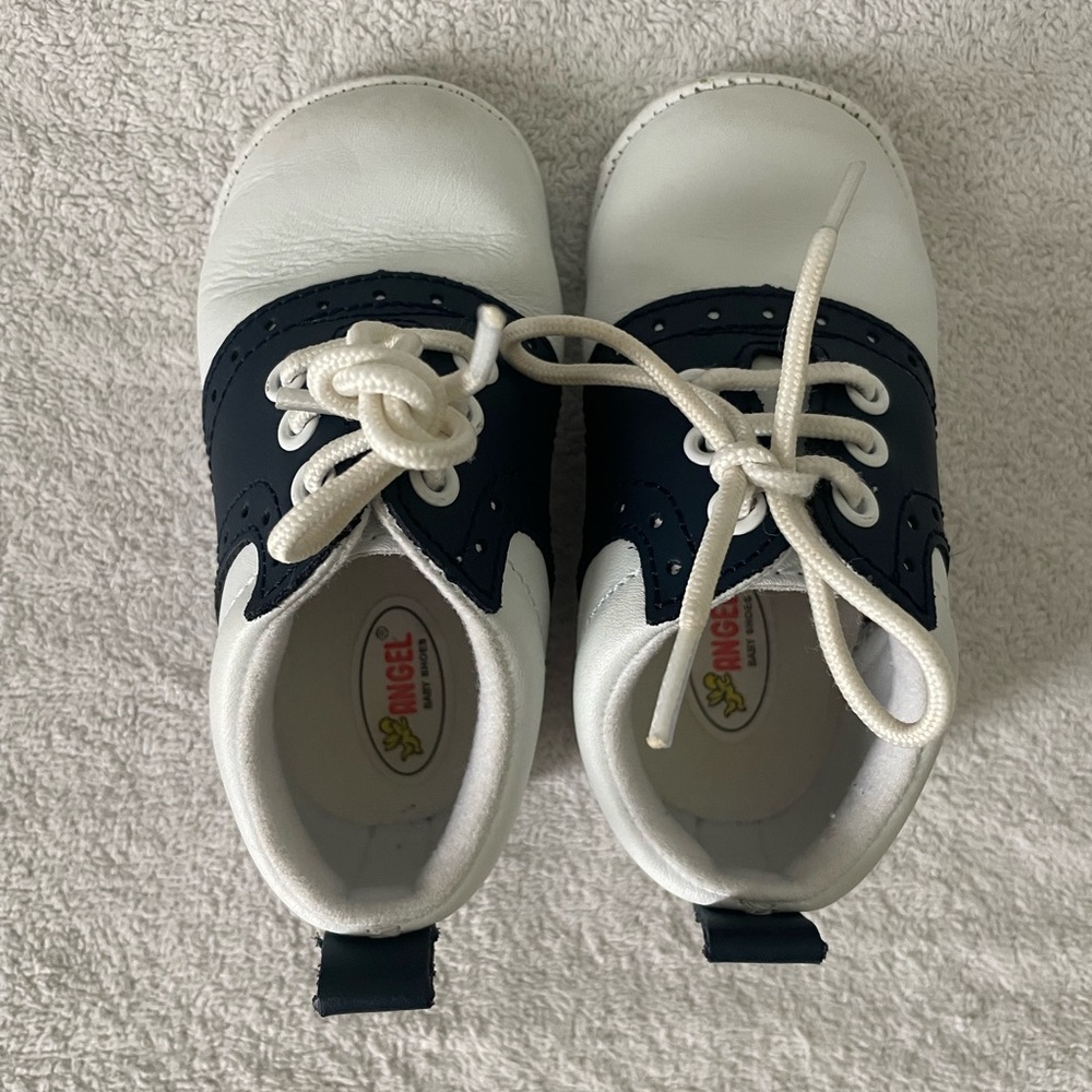 Angel Saddle Shoes